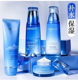 自然堂护肤品怎么样?适合什么年龄段的啊！来深入揭秘~