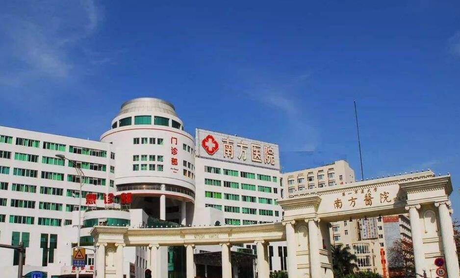 广州种牙哪家医院好排名？2023医院榜单更新！收藏再看