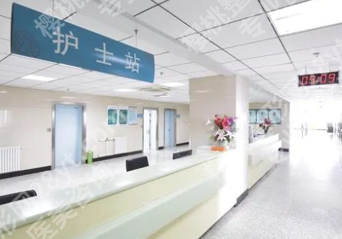 上海纽菲思医疗美容门诊部假体隆鼻价格是多少？内附详细介绍！