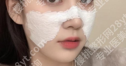 上海时光整形外科医院脂肪填充多少钱？陶琳vs张嘉林谁的技术好？