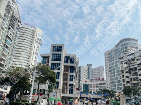 厦门隆胸整形医院排名哪家好?公布前五正规医院名单