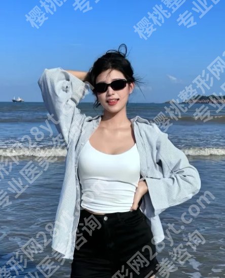 2025武汉协和医院隆胸多少钱？低至24000元左右起！附院内优势！