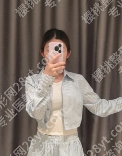 上海中山医院缩胸手术费用多少？2025起步价3W+左右起！医生技术超赞