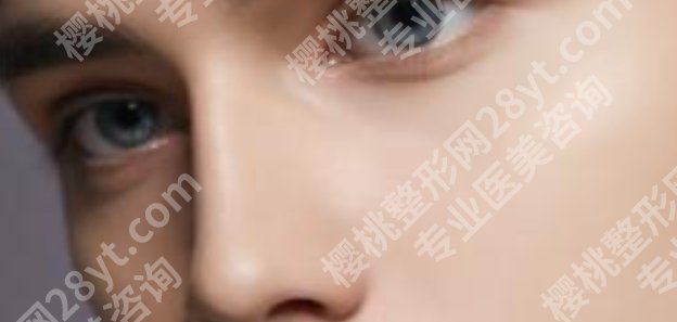 华西医院隆鼻手术费用贵不贵？哪位医生的技术更给力？