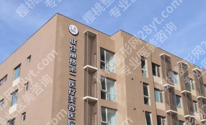陈育哲隆胸怎么样？假体隆胸的案例超多、性价比很高！