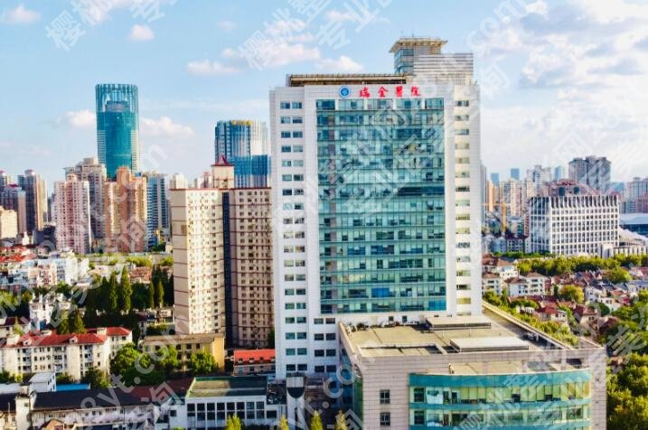 上海瑞金医院缩胸手术费用是多少?了解价格明细和口碑医生查看
