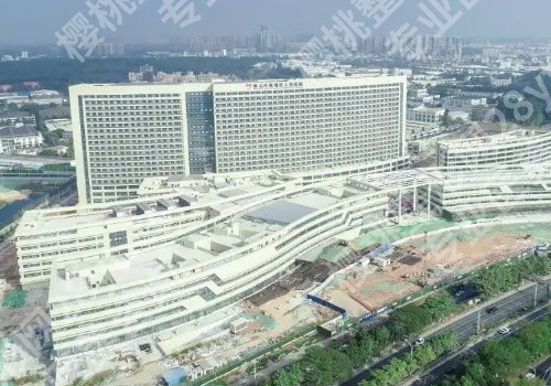 南海人民医院口腔科王贤丕医生怎么样？医生实力在线！内附新版价格表！