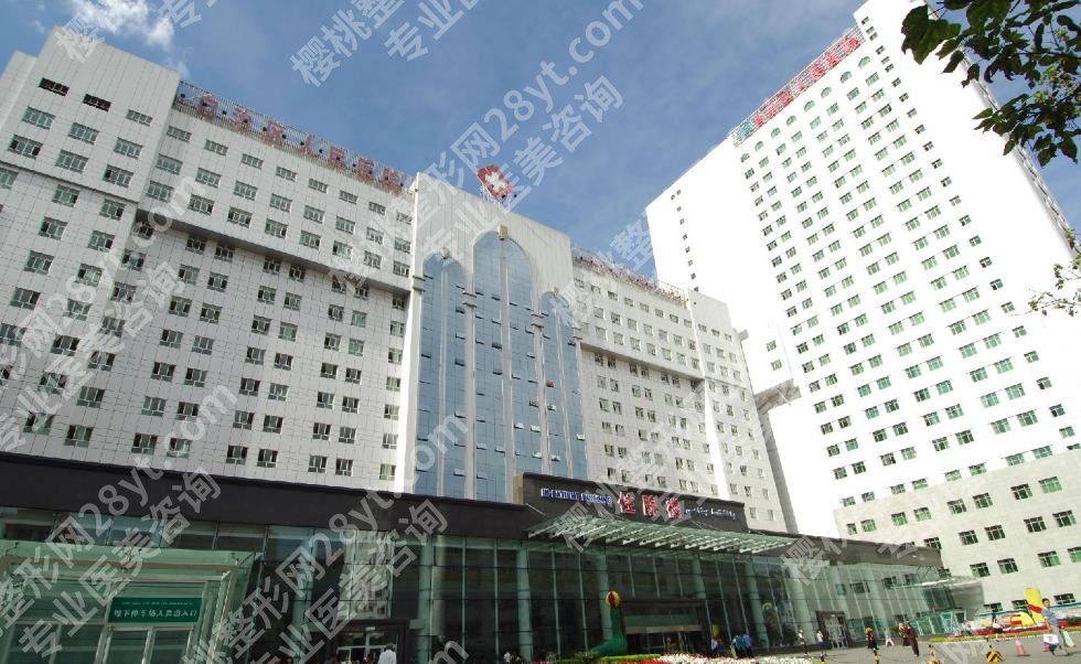 乌鲁木齐割双眼皮费用多少钱呢?术后状态可以维持多久?医院推荐
