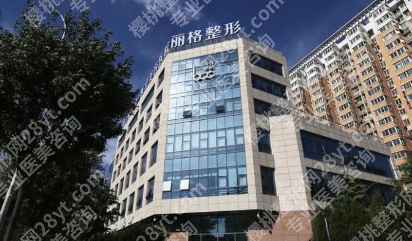 范荣杰鼻子案例图展示！前后对比图一览！见证蜕变