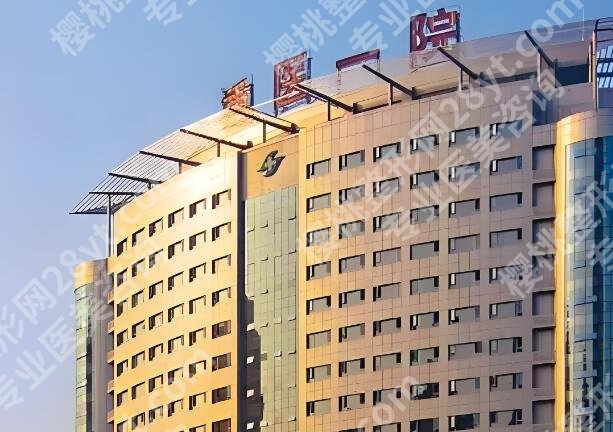 重医张恒术怎么样？擅长项目+真实求美评价，变美参考