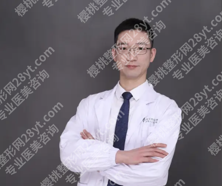 北京六医丛晓斌博士腹壁整形靠谱吗？3类案例+技术拆解，这4点让他成宝妈首选