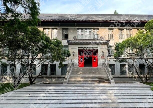 南京抽脂好的医院有哪些？前五医院排名精选|选对少走N多弯路