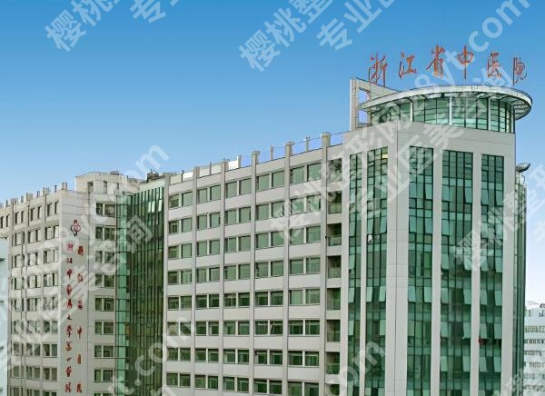 省中医院2位正畸大佬盘点，耿伟、蒋训达选对不花冤枉钱