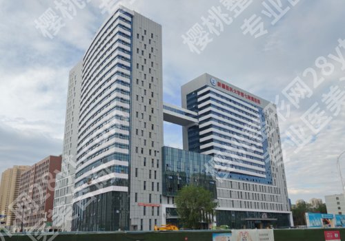 乌鲁木齐全口种植牙价格！降至4K起、2026排行榜十强揭晓